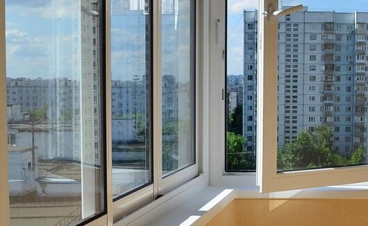 Особенности застекления балкона